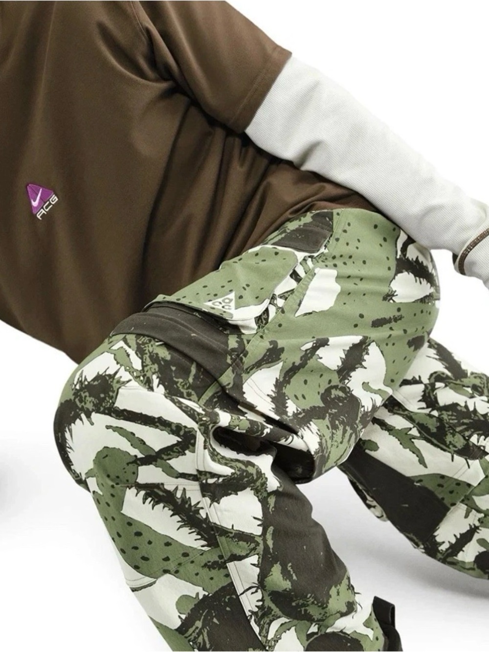 Nike ACG Smith Summit UV Repel 2 In 1 Cargo Pants Camo Green Men's IH3577-229 - Picture 4 of 8